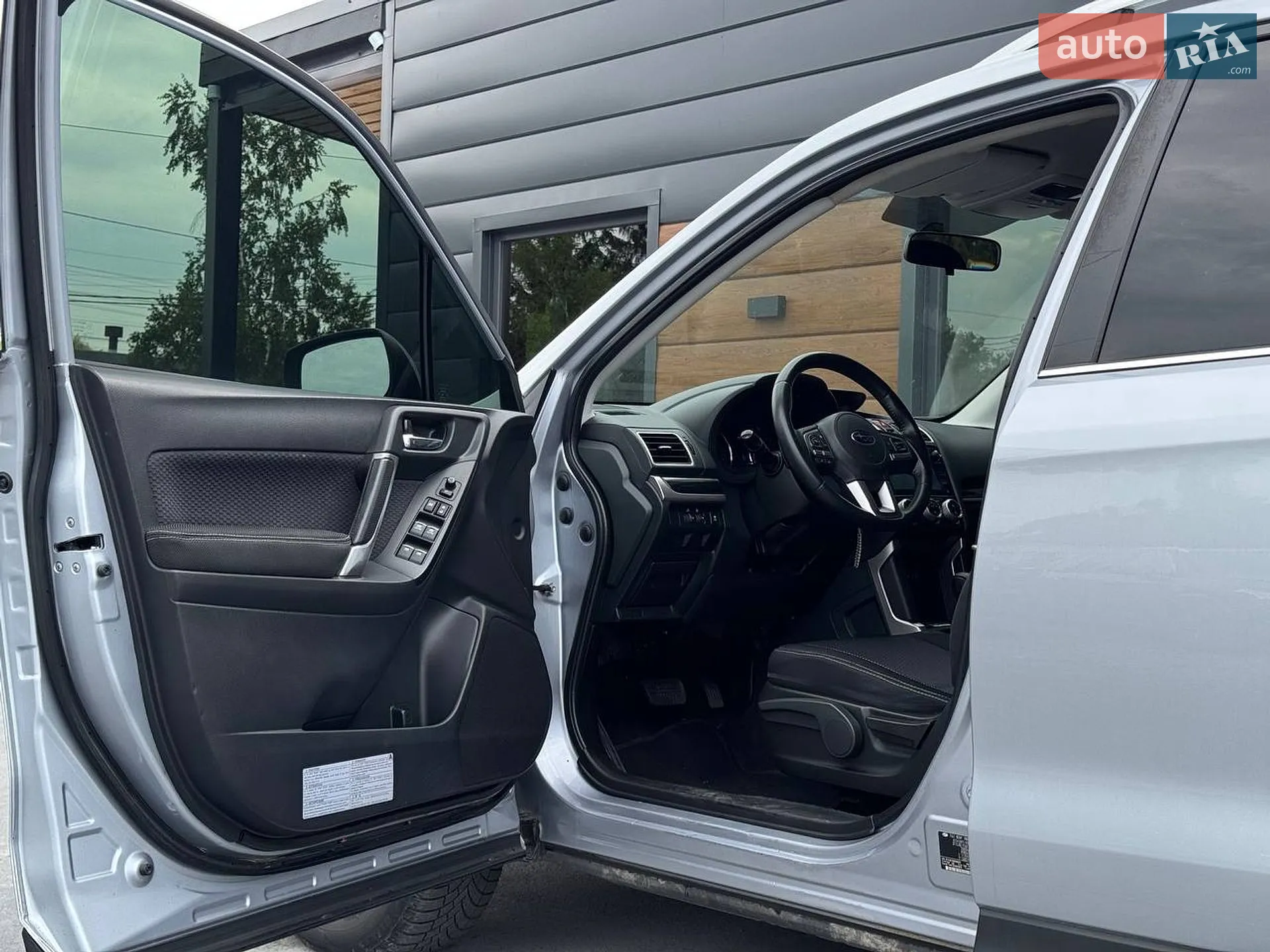 2016 Subaru Forester - мініатюра 25