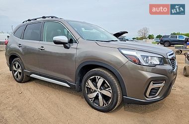 Внедорожник / Кроссовер Subaru Forester 2020 в Киеве