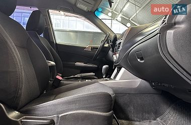 Позашляховик / Кросовер Subaru Forester 2011 в Києві