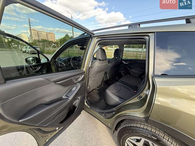 Позашляховик / Кросовер Subaru Forester 2023 в Горішніх Плавнях
