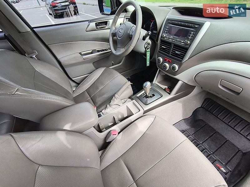 Внедорожник / Кроссовер Subaru Forester 2008 в Киеве