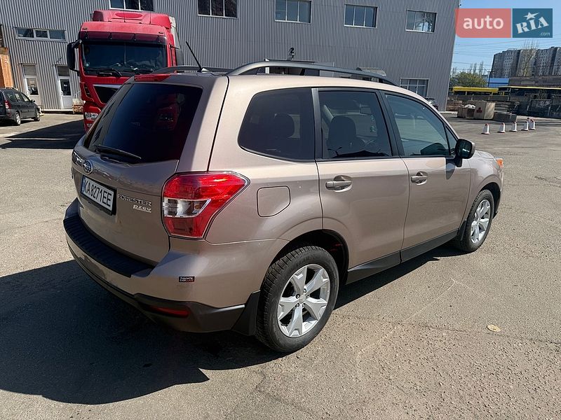 Внедорожник / Кроссовер Subaru Forester 2014 в Киеве