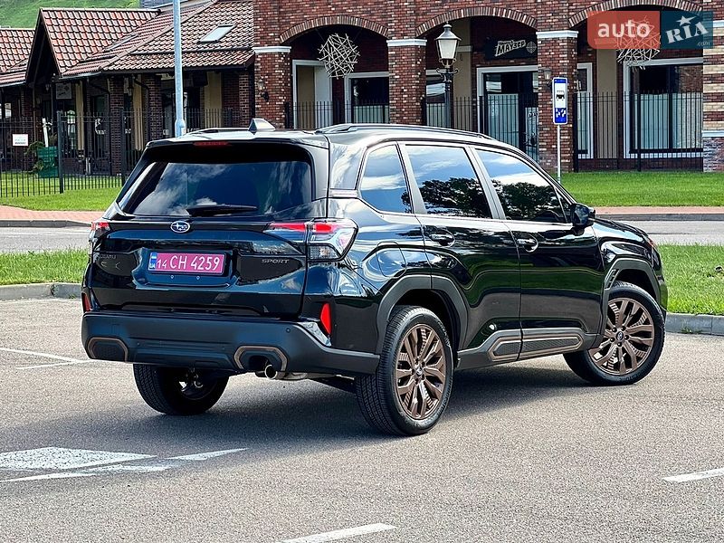 Позашляховик / Кросовер Subaru Forester 2024 в Києві