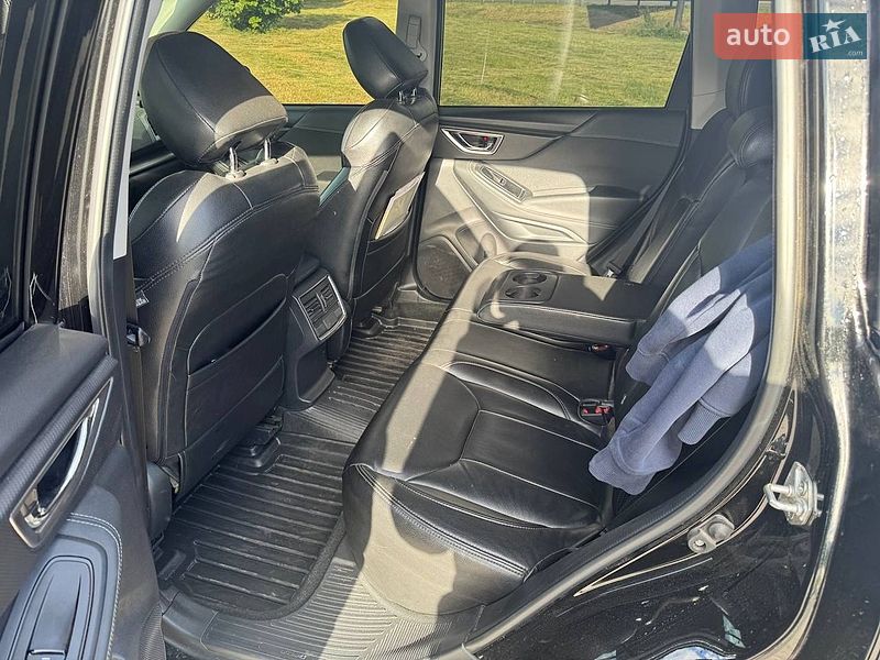 Внедорожник / Кроссовер Subaru Forester 2022 в Киеве