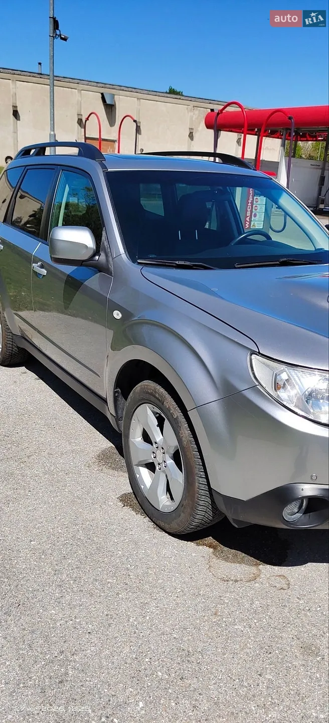 2010 Subaru Forester - мініатюра 3
