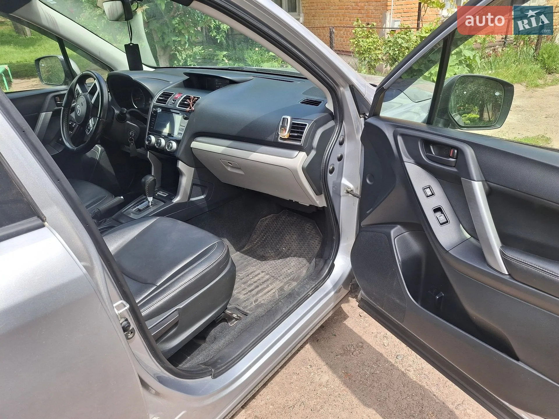 2016 Subaru Forester - мініатюра 13