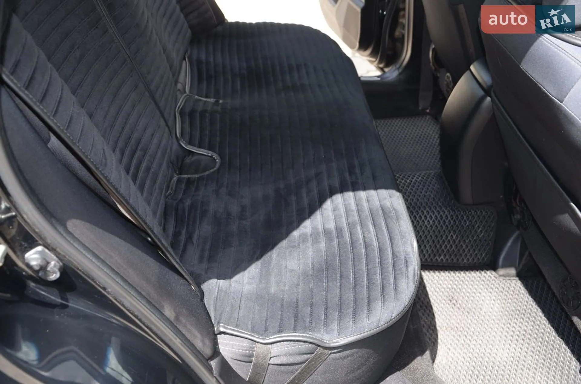 2010 Subaru Forester - мініатюра 43