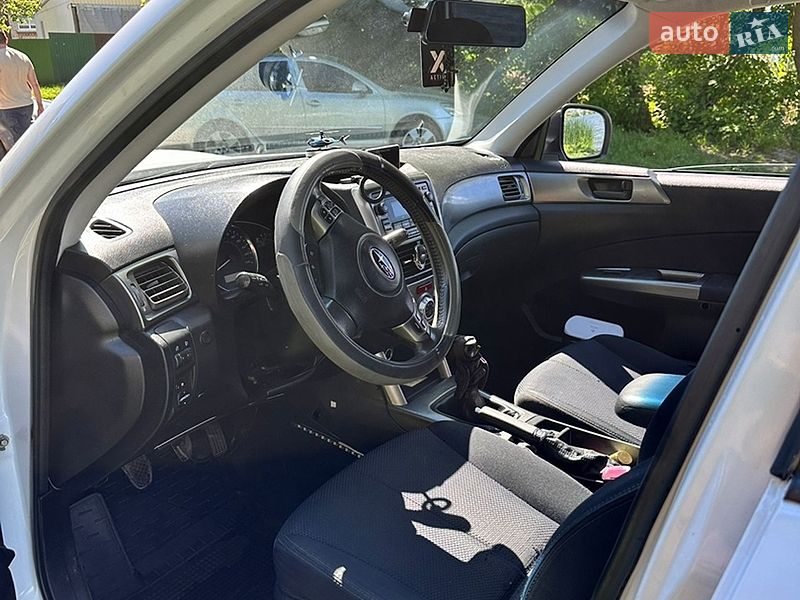 Позашляховик / Кросовер Subaru Forester 2011 в Хмельницькому
