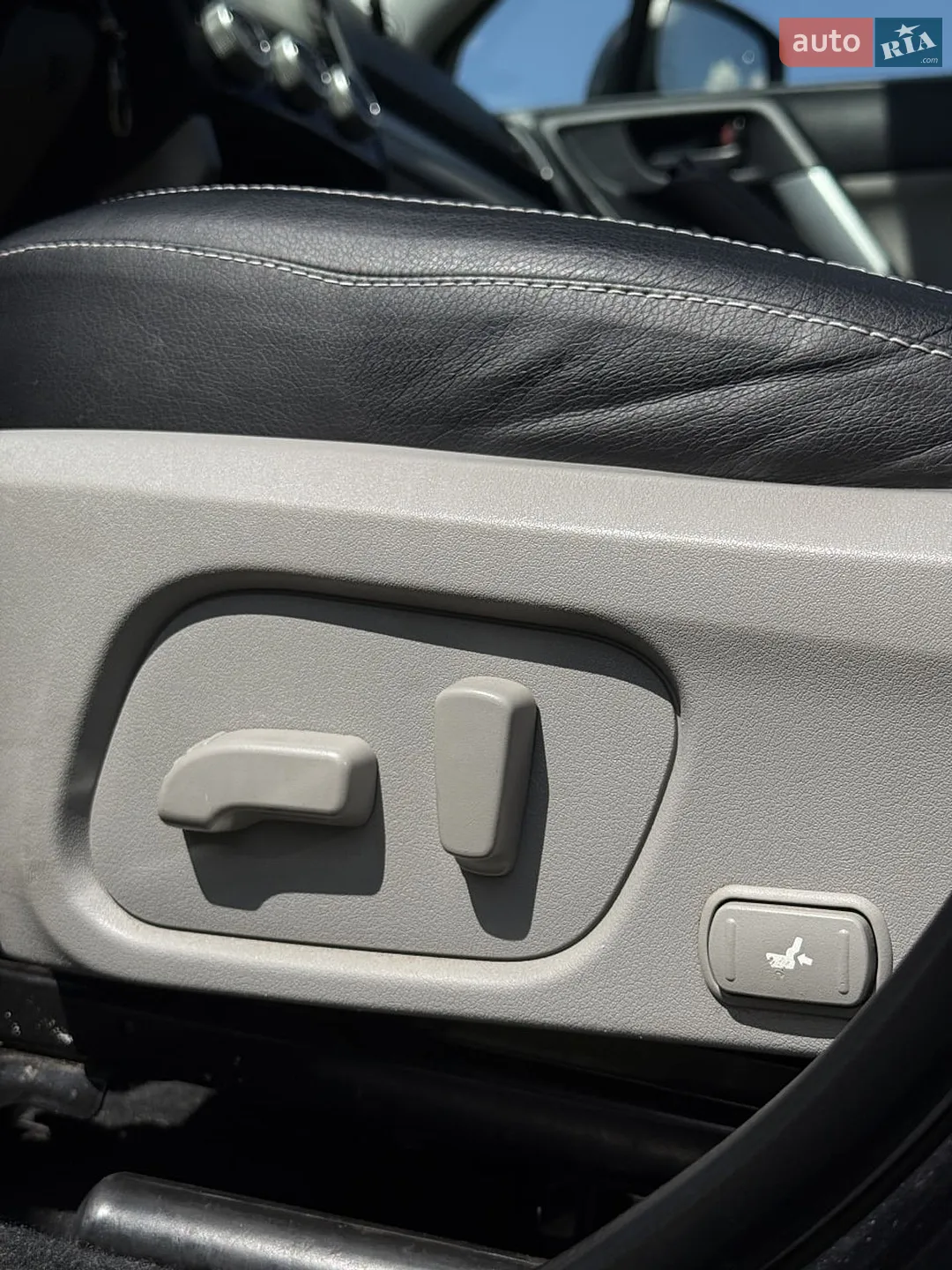 2015 Subaru Forester - мініатюра 32