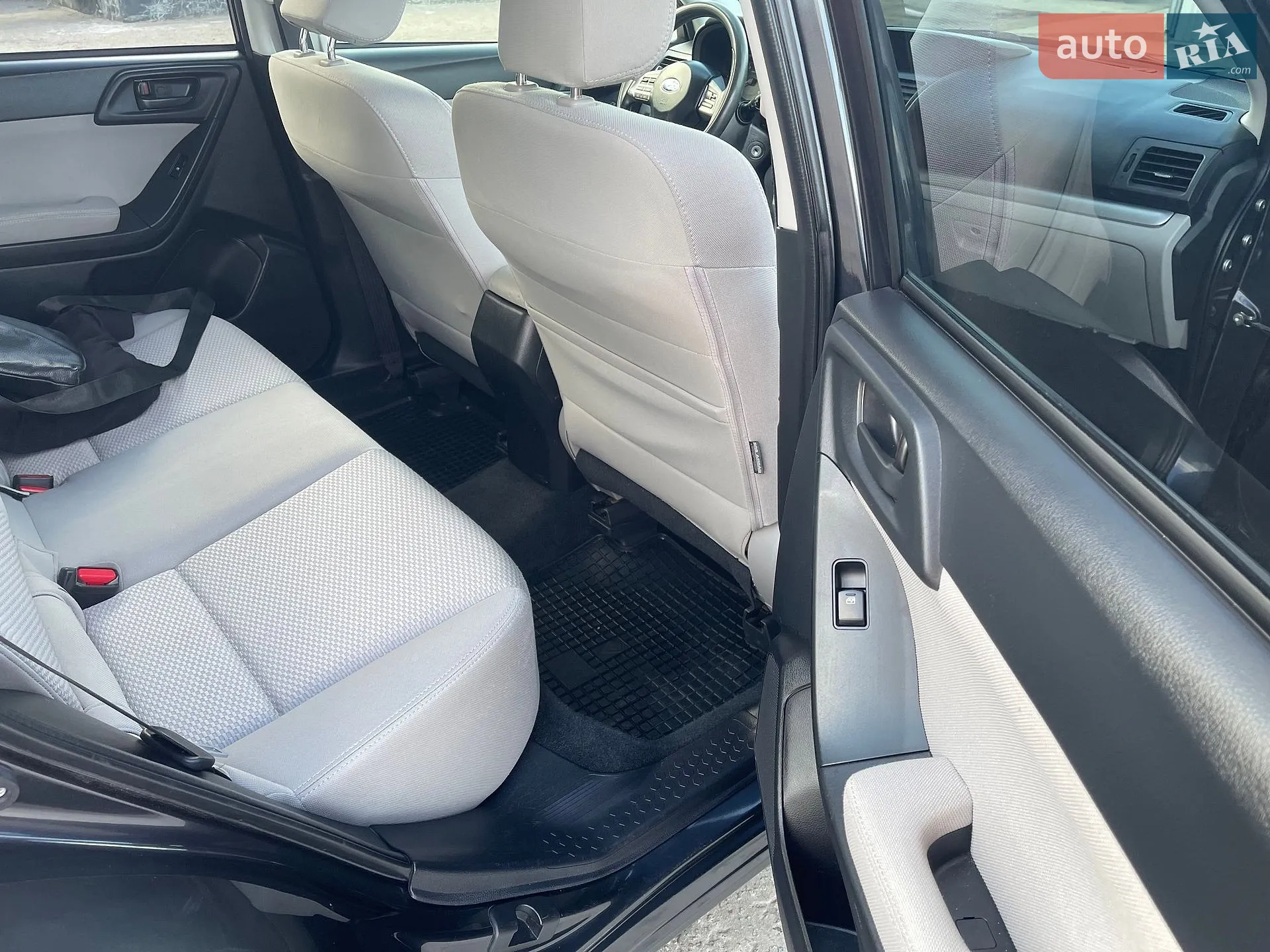 2013 Subaru Forester - мініатюра 11