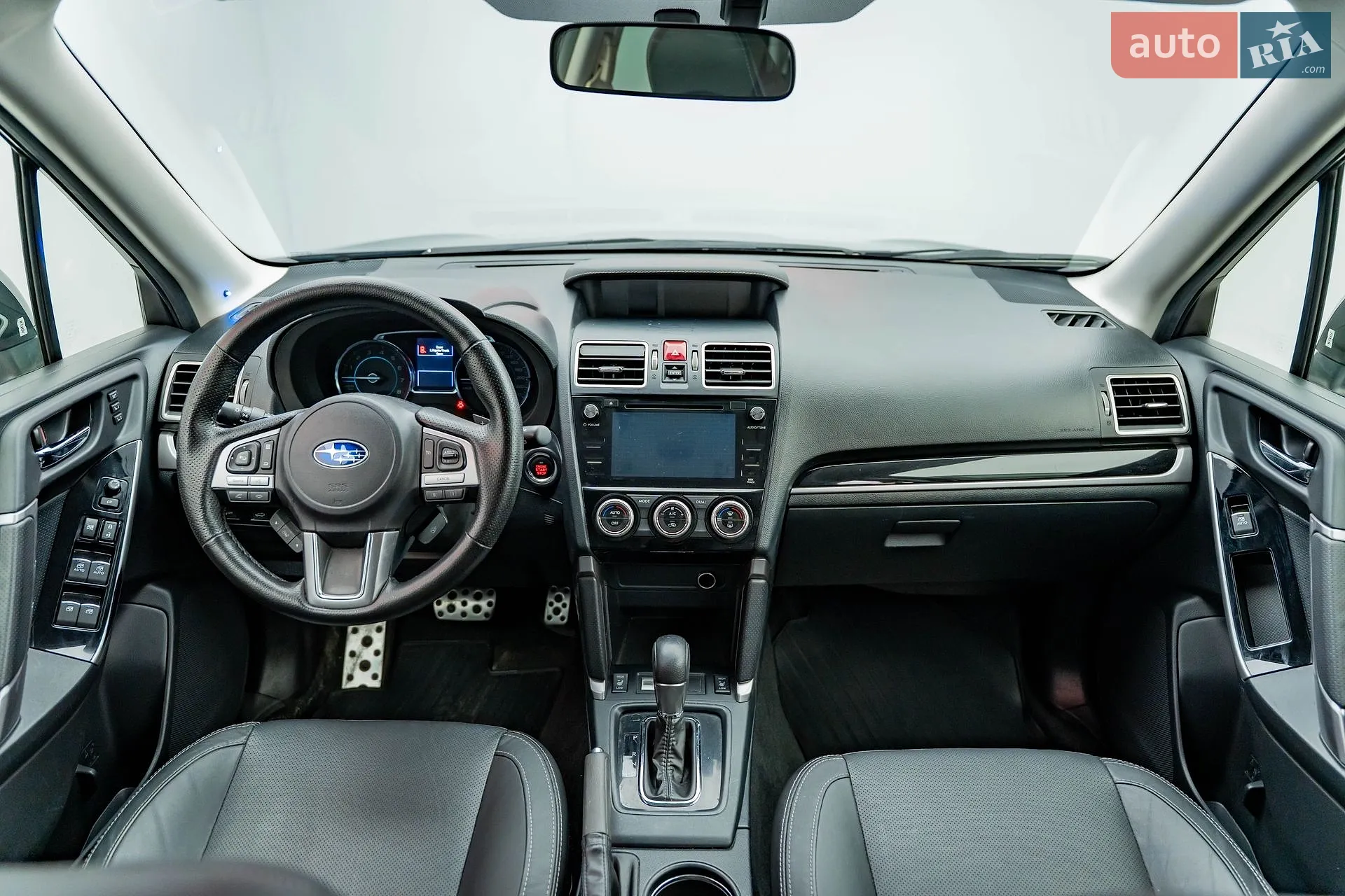 2017 Subaru Forester - мініатюра 12