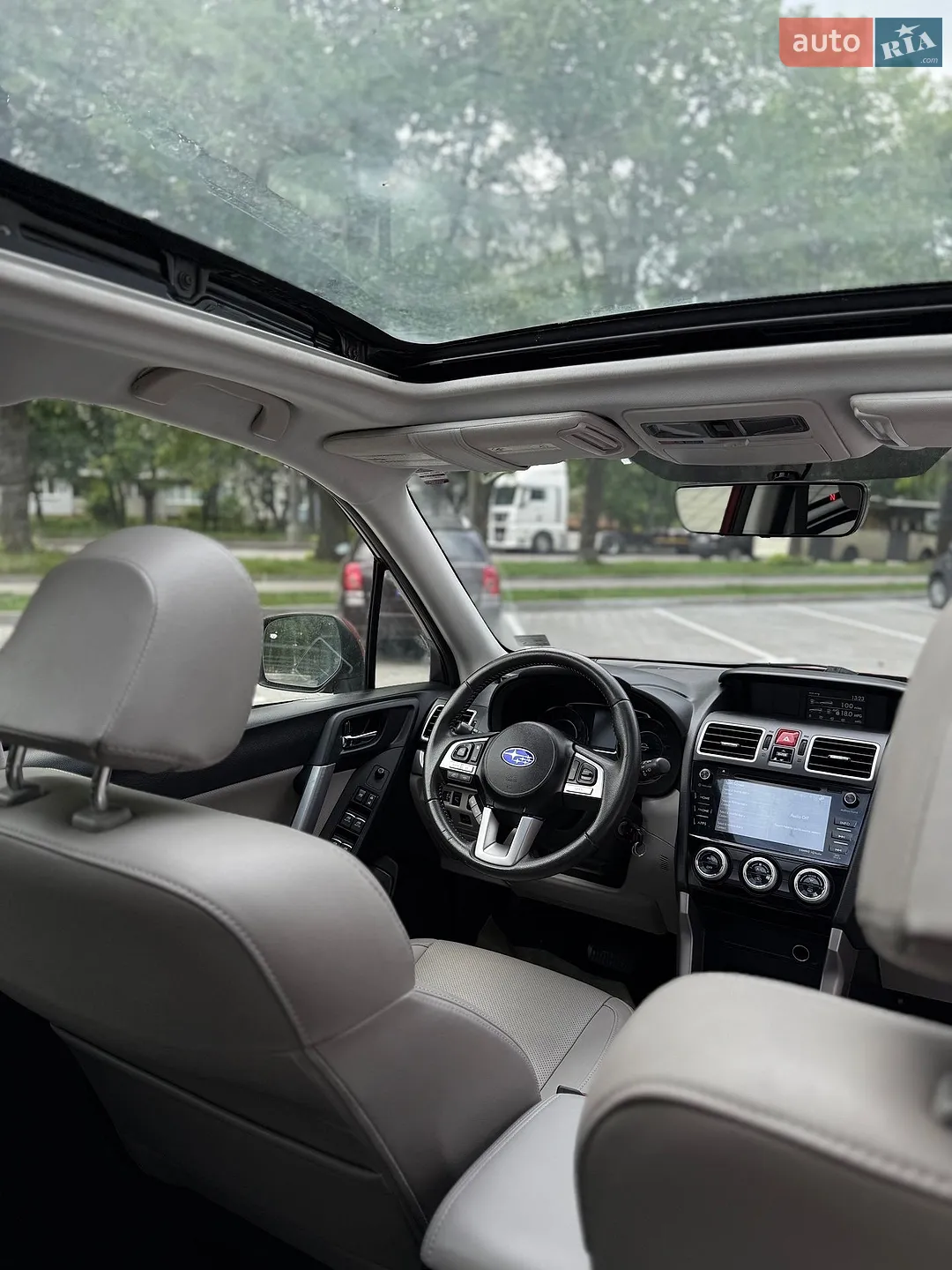 2017 Subaru Forester - мініатюра 18