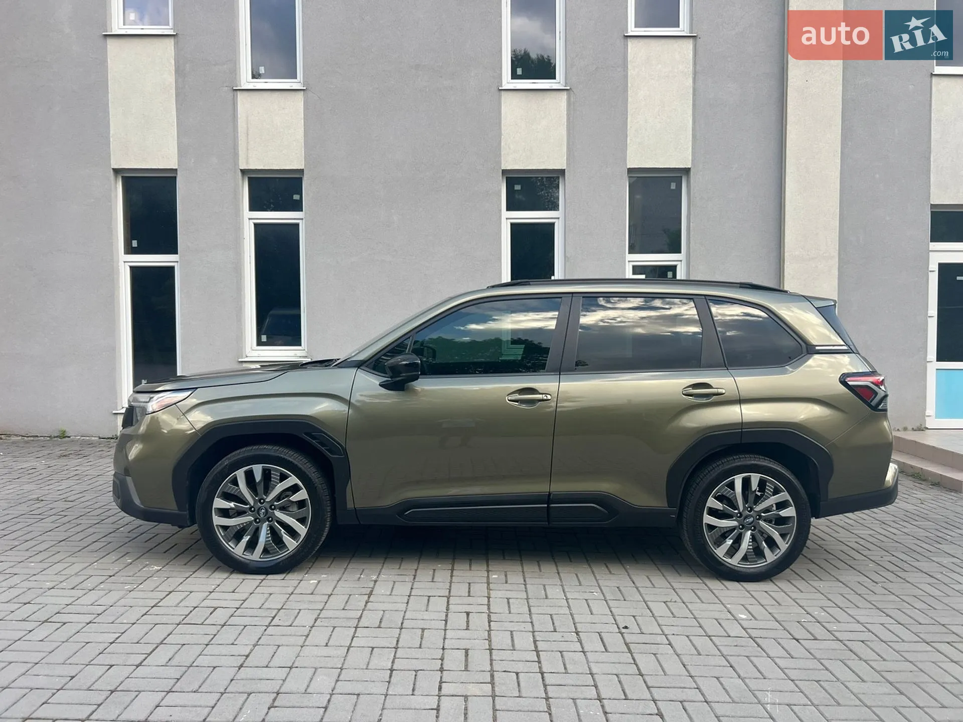 Subaru Forester 2024 VIN JF2SLDTC5SH421442 фото оголошення 9 з 49