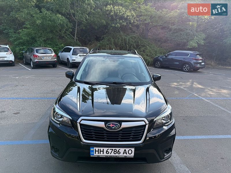 Subaru Forester, photos from the listing