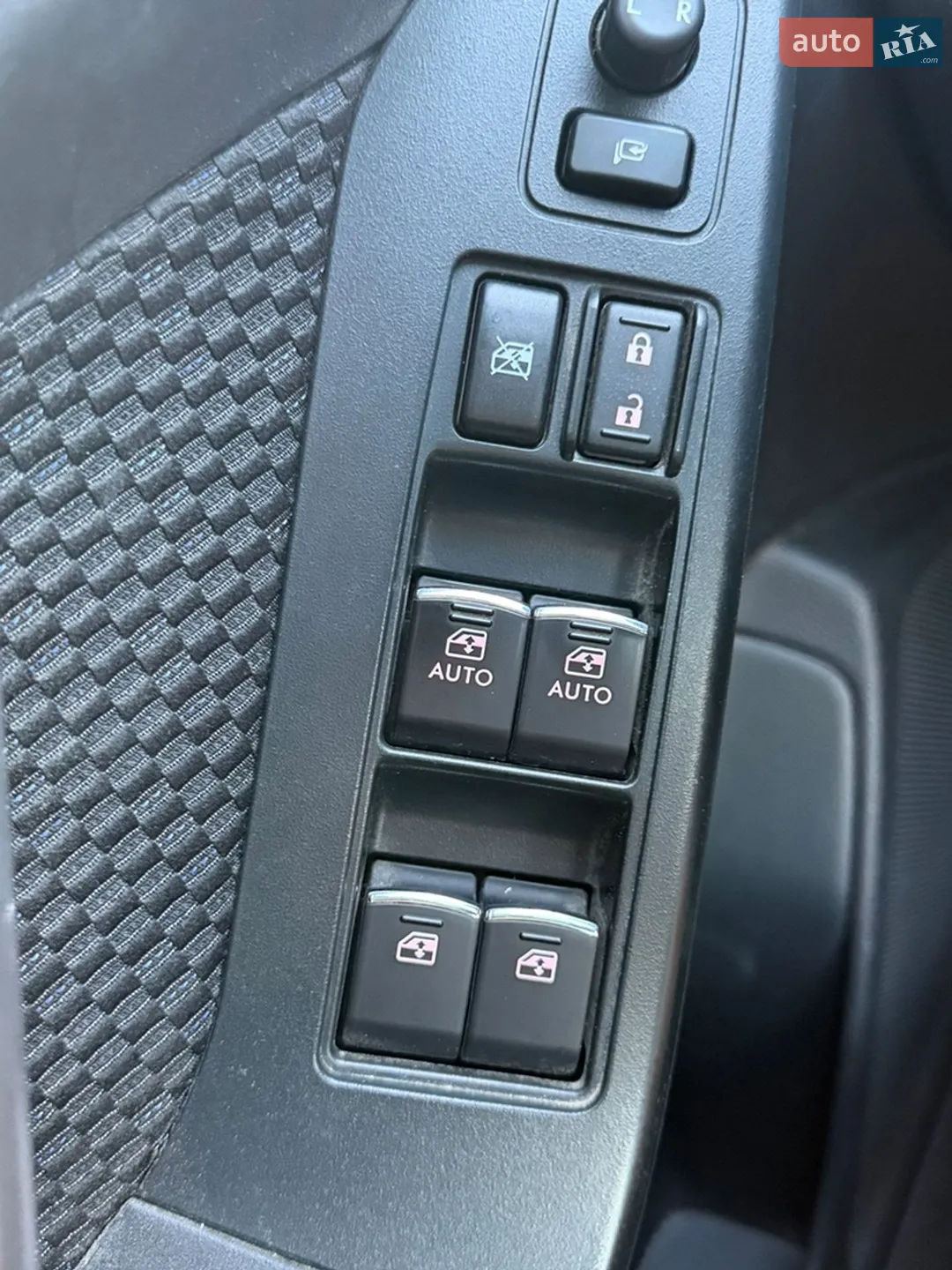 2016 Subaru Forester - мініатюра 22