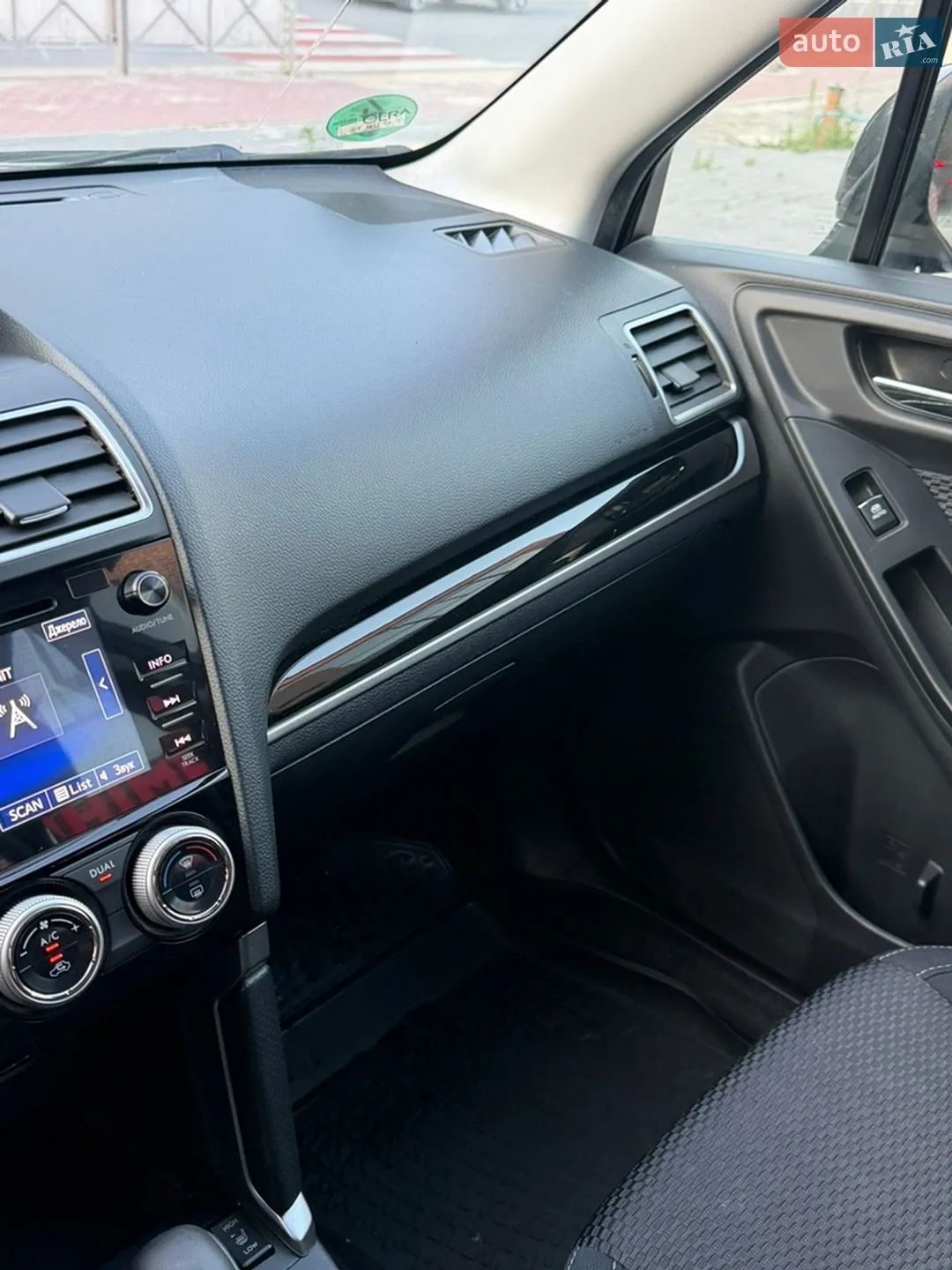 2016 Subaru Forester - мініатюра 24