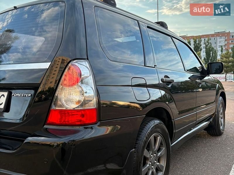 Внедорожник / Кроссовер Subaru Forester 2006 в Николаеве