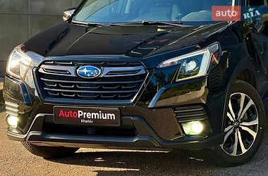 Внедорожник / Кроссовер Subaru Forester 2022 в Харькове