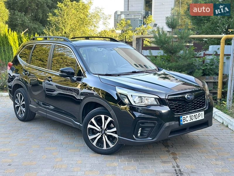 Внедорожник / Кроссовер Subaru Forester 2019 в Хмельницком