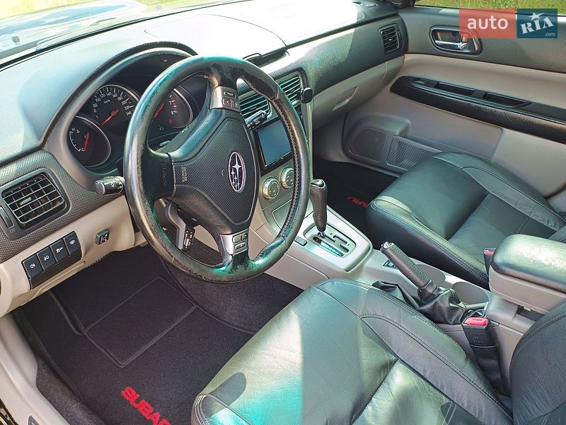 Позашляховик / Кросовер Subaru Forester 2006 в Києві