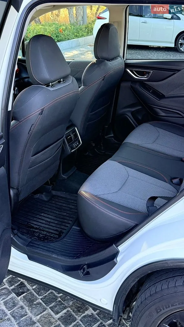 2018 Subaru Forester - мініатюра 18