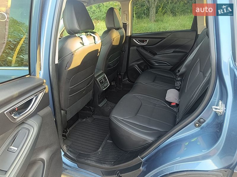 Внедорожник / Кроссовер Subaru Forester 2023 в Днепре
