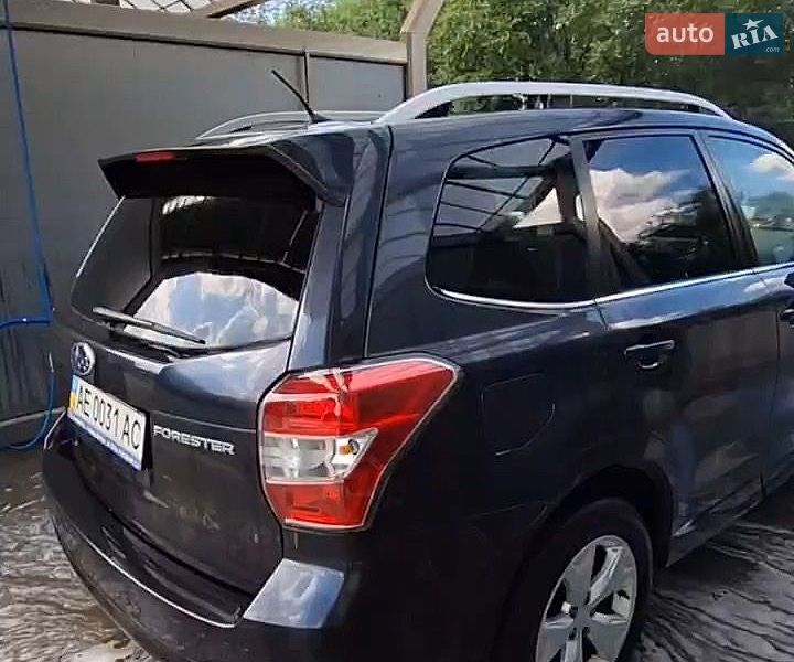 Внедорожник / Кроссовер Subaru Forester 2013 в Днепре