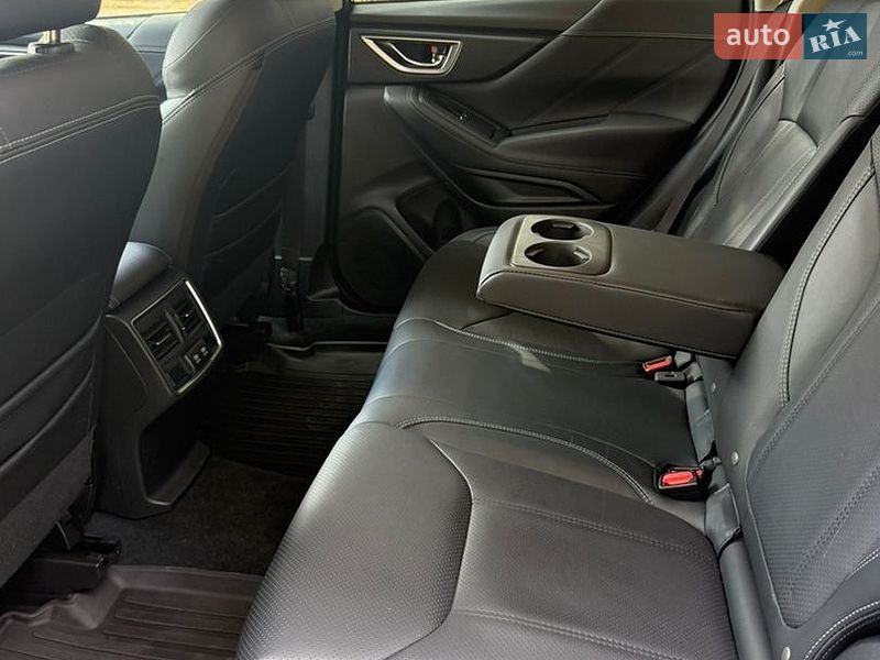 Внедорожник / Кроссовер Subaru Forester 2019 в Днепре