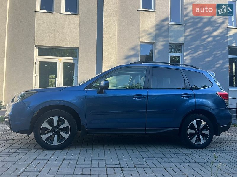 Внедорожник / Кроссовер Subaru Forester 2017 в Сумах