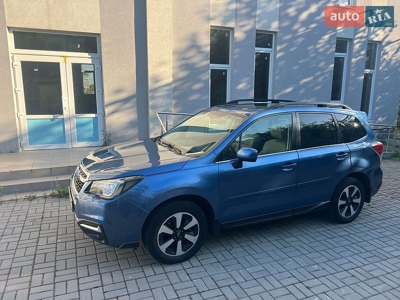 Внедорожник / Кроссовер Subaru Forester 2017 в Сумах