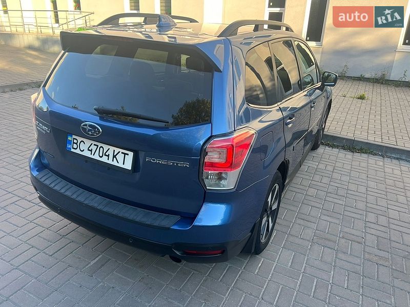 Внедорожник / Кроссовер Subaru Forester 2017 в Сумах