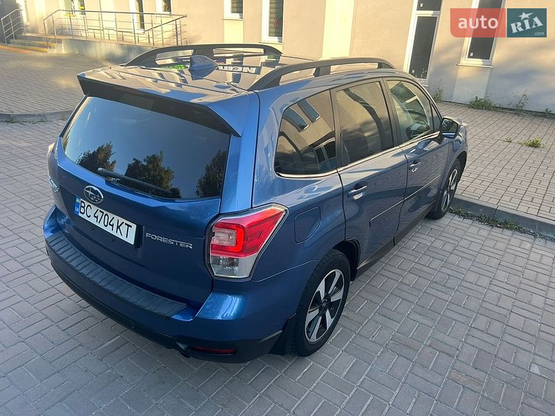 Внедорожник / Кроссовер Subaru Forester 2017 в Сумах