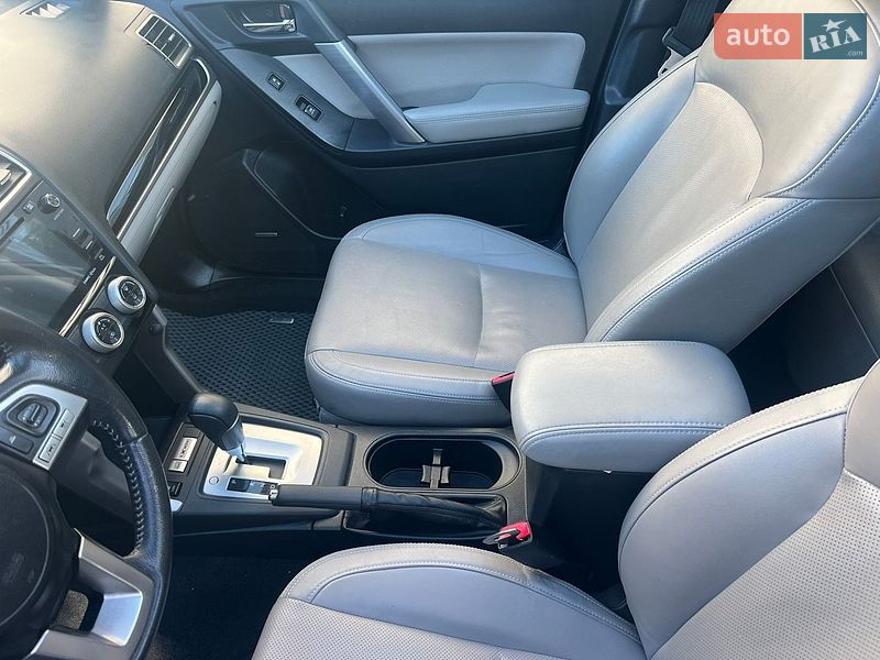 Внедорожник / Кроссовер Subaru Forester 2017 в Сумах
