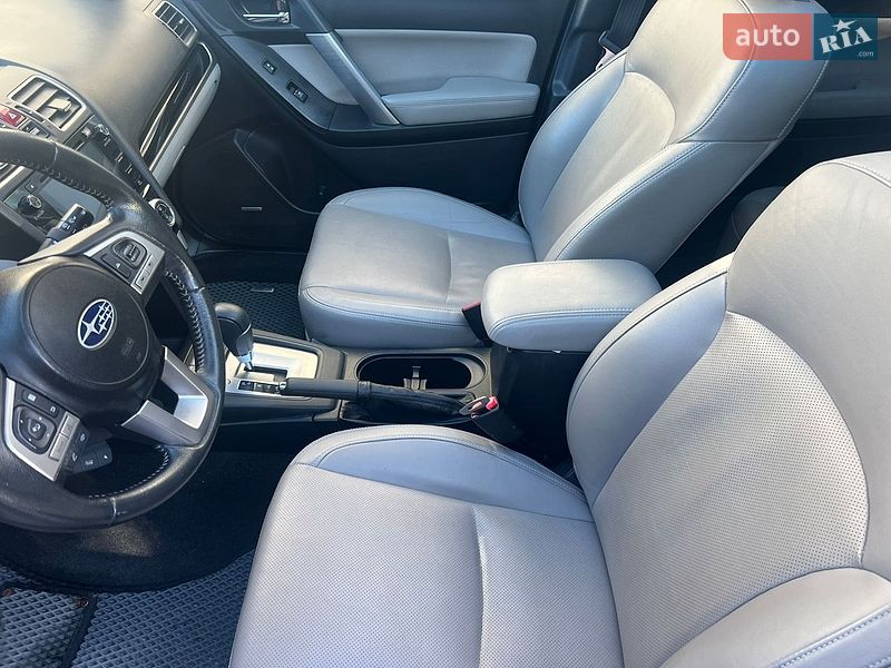 Внедорожник / Кроссовер Subaru Forester 2017 в Сумах