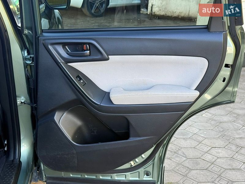 Внедорожник / Кроссовер Subaru Forester 2013 в Львове