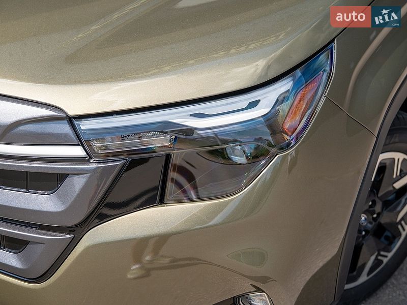 Внедорожник / Кроссовер Subaru Forester 2024 в Киеве