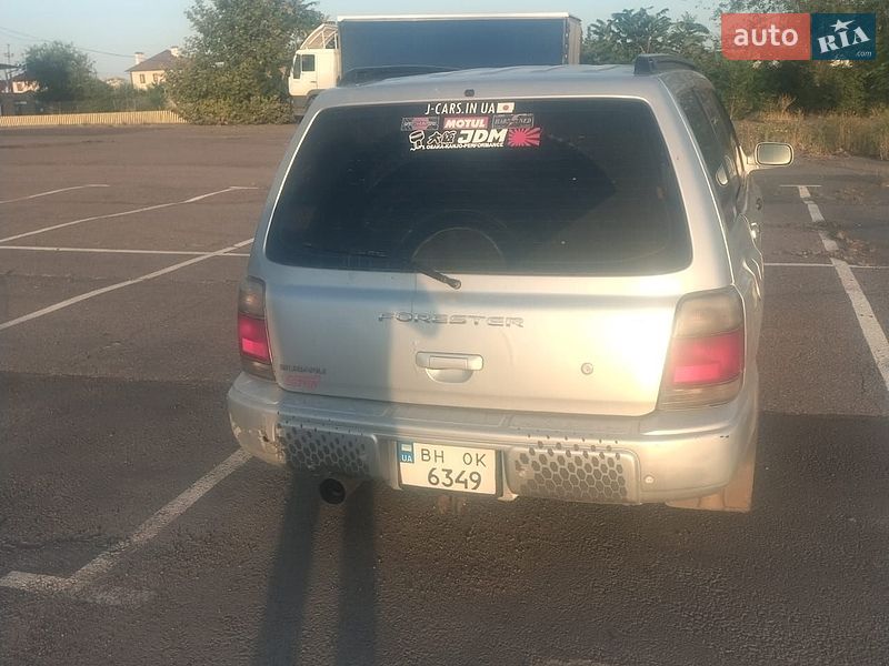 Внедорожник / Кроссовер Subaru Forester 1999 в Николаеве