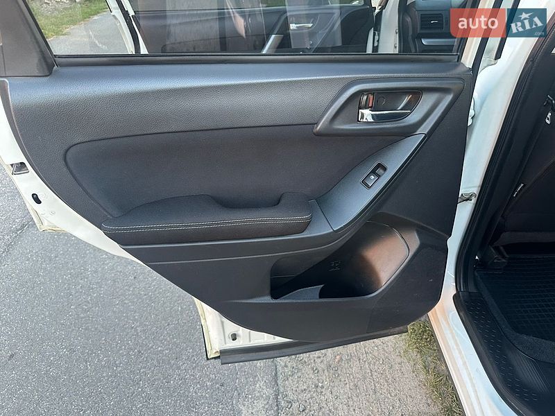 Позашляховик / Кросовер Subaru Forester 2013 в Києві фото 39 Позашляховик / Кросовер Subaru Forester 2013 в Києві