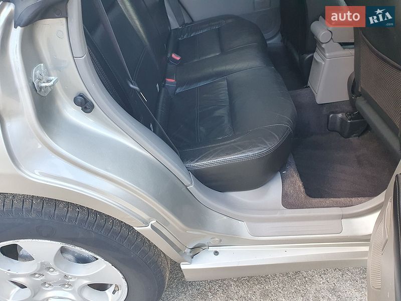 Позашляховик / Кросовер Subaru Forester 2005 в Києві