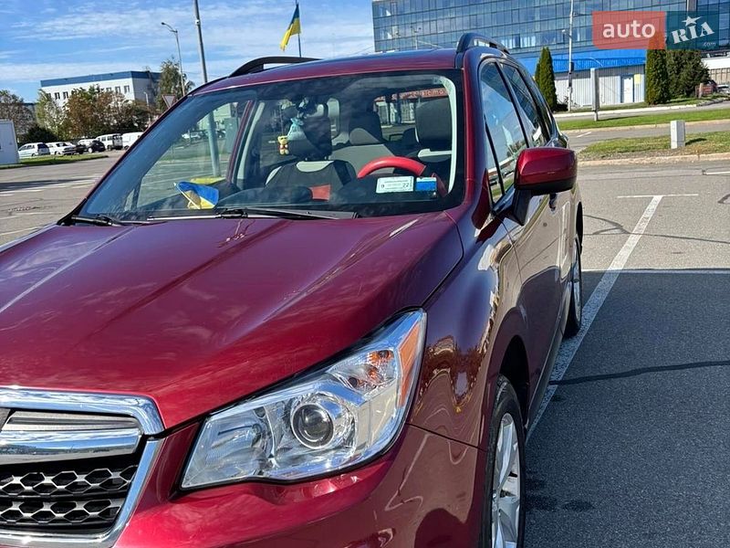 Внедорожник / Кроссовер Subaru Forester 2015 в Киеве