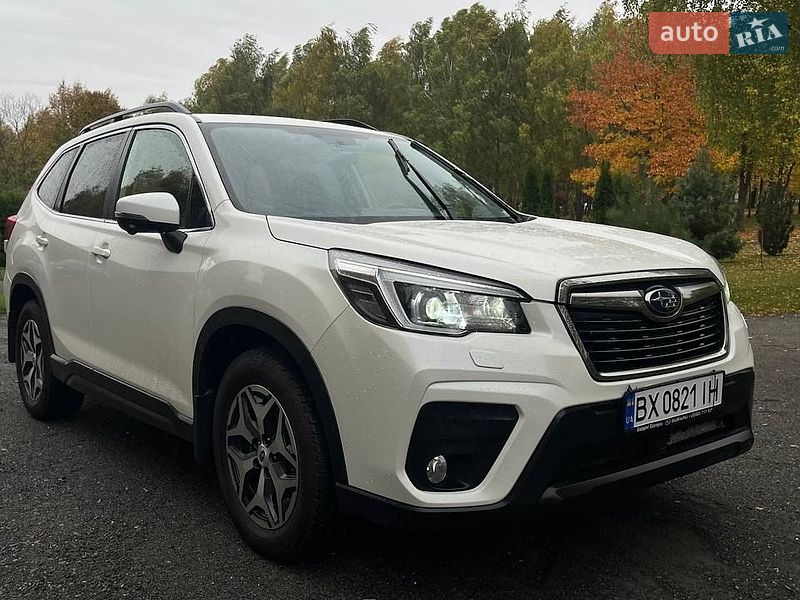 Внедорожник / Кроссовер Subaru Forester 2019 в Хмельницком