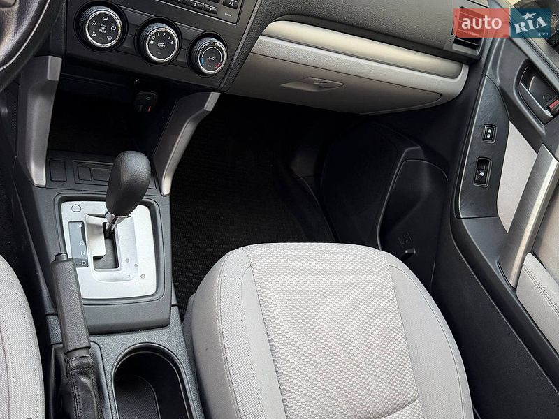 Внедорожник / Кроссовер Subaru Forester 2015 в Сумах