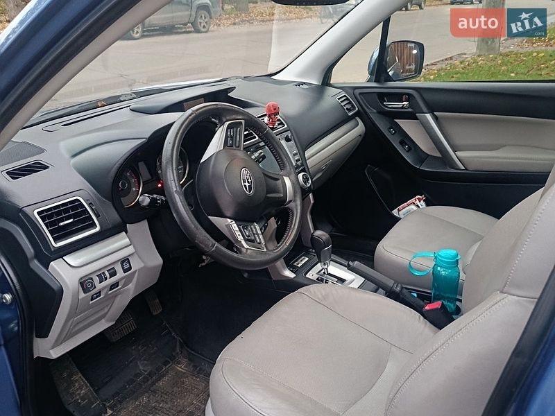 Позашляховик / Кросовер Subaru Forester 2015 в Сумах
