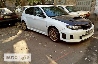 Хэтчбек Subaru Impreza 2008 в 