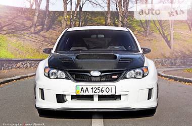 Хэтчбек Subaru Impreza 2008 в 