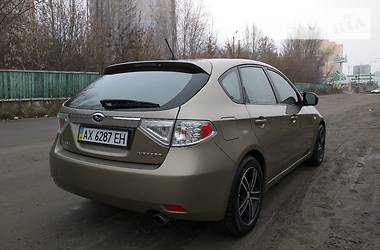 Хэтчбек Subaru Impreza 2008 в 
