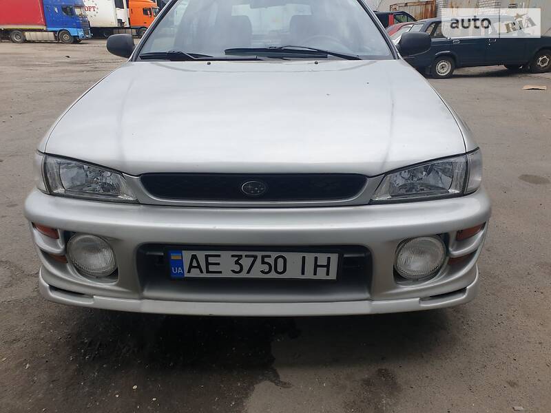 Універсал Subaru Impreza 2001 в Дніпрі