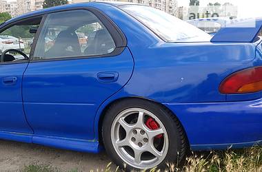 Седан Subaru Impreza 1998 в Киеве