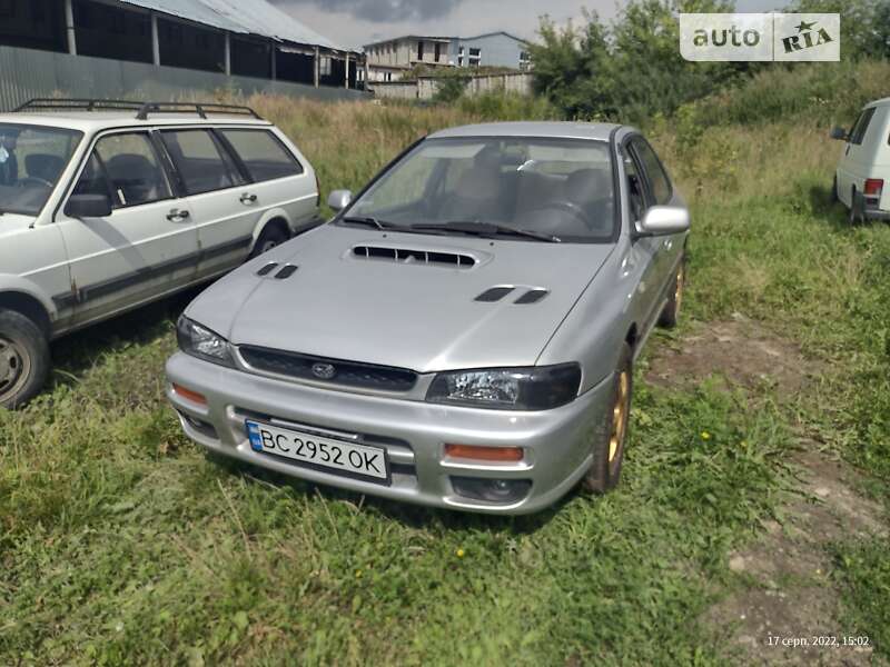 Седан Subaru Impreza 1999 в Львові