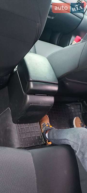 Седан Subaru Impreza 2011 в Южном